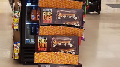 Hershey's Cookie Layer Crunch Case Stack