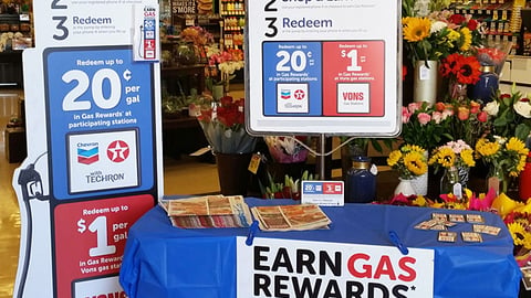 Albertsons 'Earn Gas Rewards' Table Display