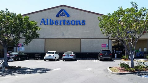 Albertsons Exterior