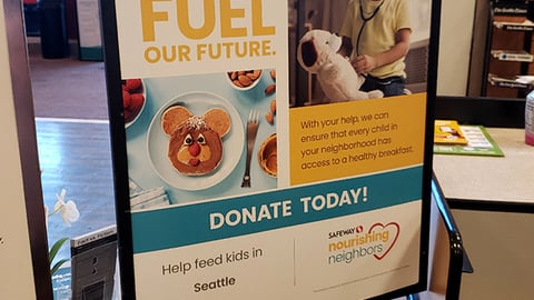 Safeway 'Nourishing Neighbors' Stanchion Sign