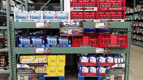 BJ's P&G 'Win Two Tickets' Pallet Wraps