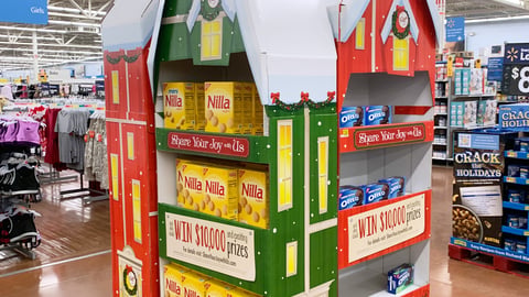 Mondelez International Holiday Pallet Display