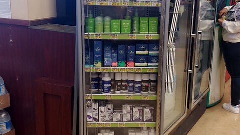 Vons 'Hemp Wellness' Rack