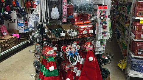 Ace Holiday Rack