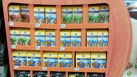 Mars 'Treat Your Pets' Pallet Display