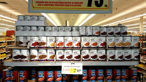 Wholesome Pantry Organic Endcap