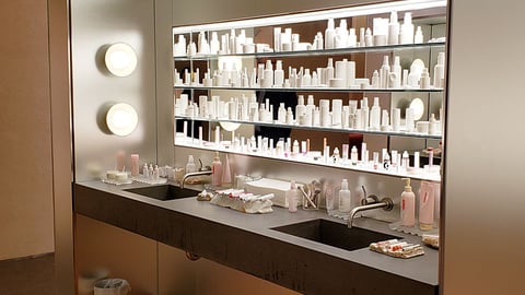 Glossier Wet Counter