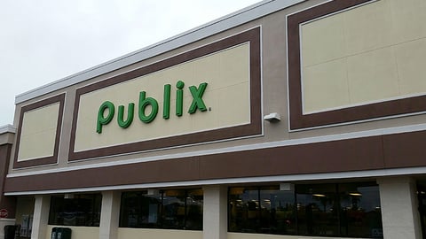 Publix Exterior