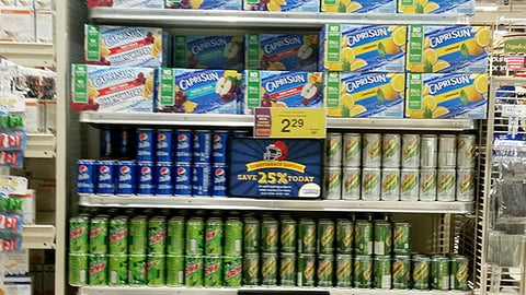 Hannaford 'The Big Play' Endcap