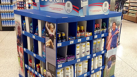 P&G Publix 'Be a Fan' Pallet Display