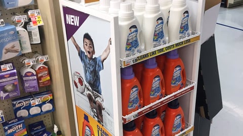 Ahold USA 'Cleans Like Tide' Rack