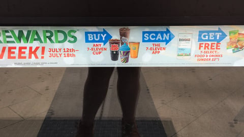 7-Eleven '7Rewards Week' Window Cling
