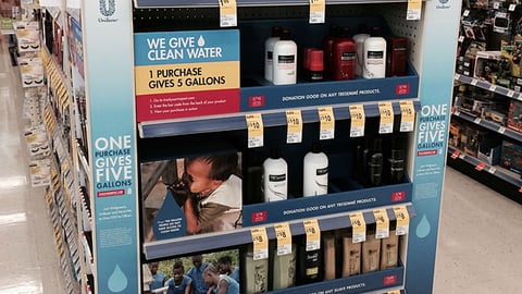 Unilever Walgreens 'Give H2OPE' Endcap