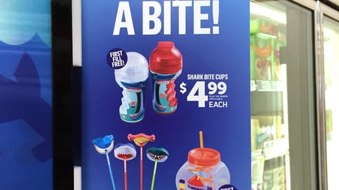 7-Eleven ‘Grab A Bite’ Side Panel
