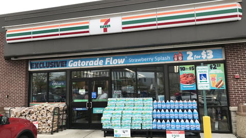 Gatorade Flow 'Strawberry Splash' 7-Eleven Storefront Banner