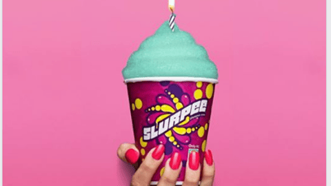 Slurpee 'Free and Waiting' Facebook Update