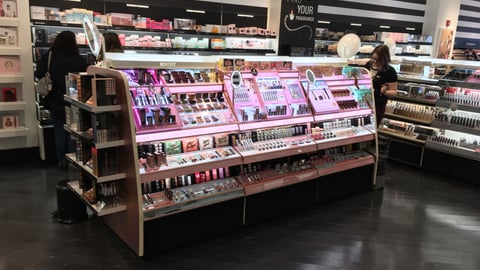 Benefit Sephora Gondola