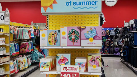 Sun Squad 'Yays of Summer' Endcap