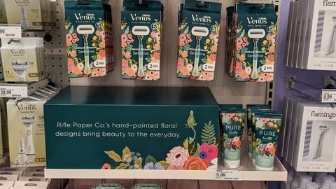 Gillette Venus Rifle Paper Target In-Line Display