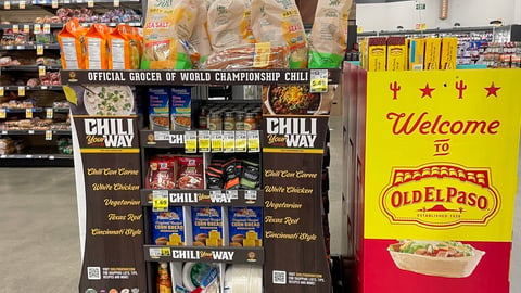 Kroger 'Chili Your Way' Pallet Displays 