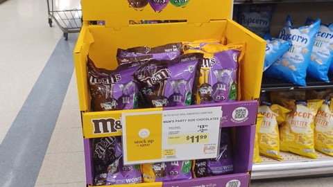 M&Ms 'Flipping The Status Quo' Floorstand