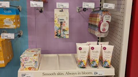 Gillette Venus Rifle Paper Co. Target 'Always in Bloom' In-Line Display