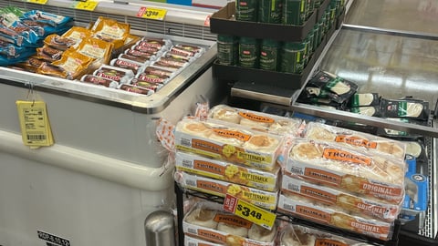 H-E-B 'Combo Loco' Refrigerated Bunker