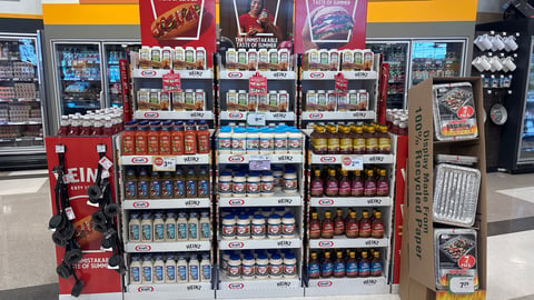 Kraft Heinz 'The Unmistakable Taste Of Summer' Floorstands