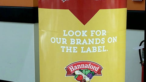 Hannaford '2% Rewards' Standee