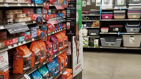 Petco WholeHearted In-Line Display