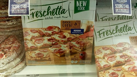 Food Lion Freschetta 'March Into Savings' Price Signs