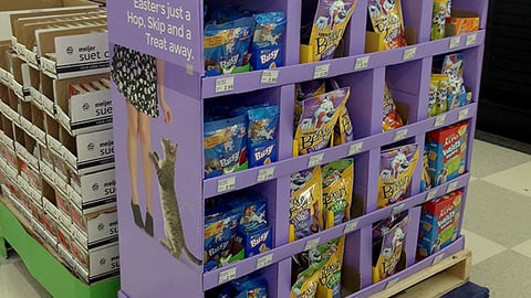 Purina 'Hop, Skip and a Treat Away' Half-Pallet