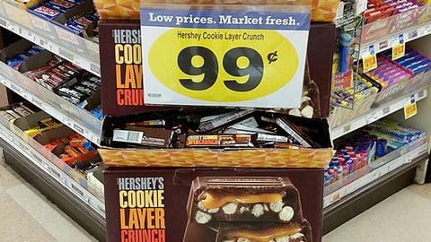 Hershey's Cookie Layer Crunch Floorstand