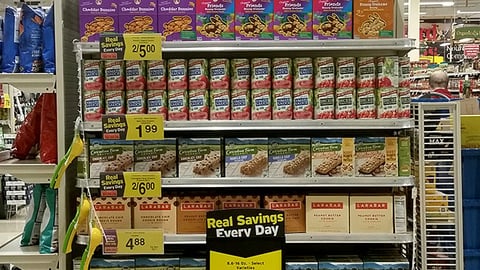 Hannaford 'Protecting the Earth' Endcap