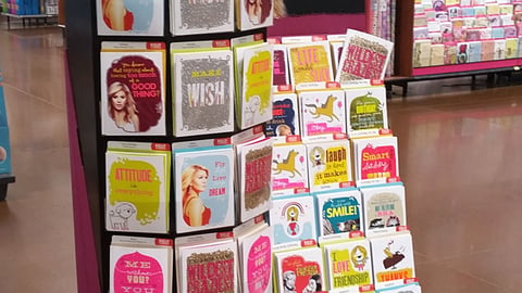 Kelly Clarkson Walmart Greeting Card Half-Pallet