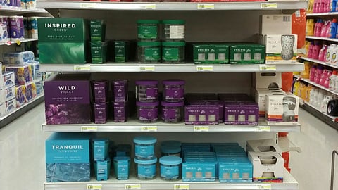 Target Glade Endless Color Endcap