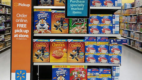 Walmart 'Fight Hunger' Smart Network Endcap