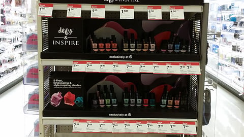 Target Nail Endcap