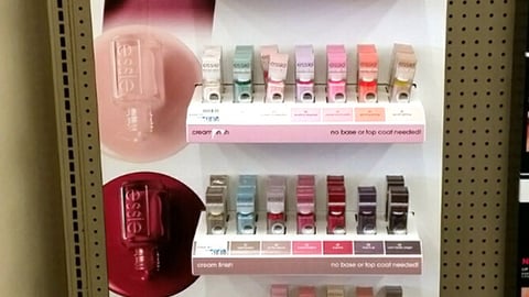 Essie 'Treat Love & Color' In-Line Display