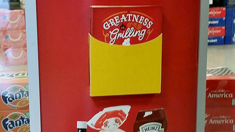Publix 'Greatness in Grilling' Stanchion Sign