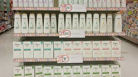 Winn-Dixie 'Pamper Mom' Endcap