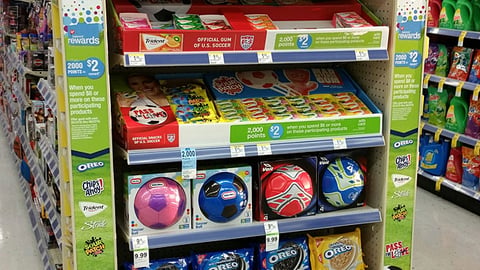 Mondelez Walgreens 'Pass the Love' Endcap