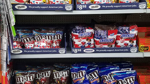 Mars Walmart 'American Jobs' Shelf Trays