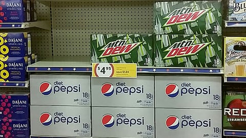 Winn-Dixie 'Summer Savings' In-Line Display