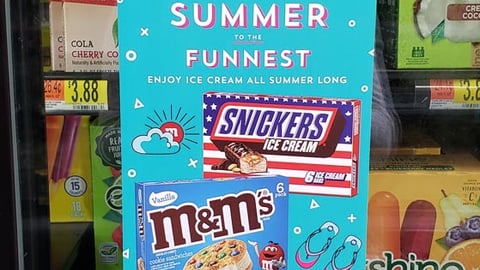 Mars 'Live Summer To The Funnest' Cooler Cling