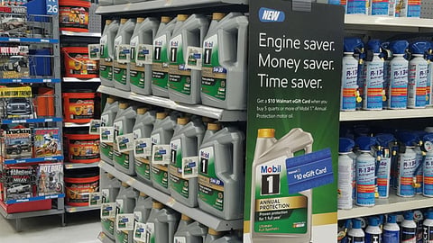 Walmart Mobil Incentive Endcap