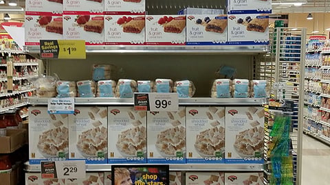 Hannaford 'Help Raise $400,000' Endcap