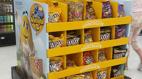 Mars Walmart 'Share Funshine' Pallet Display