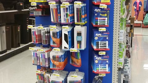 Newell Rubbermaid Target Endcap Display