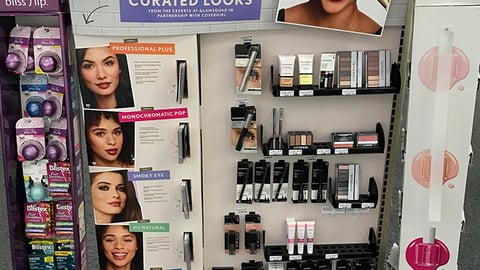 'CoverGirl x GSQ by Glamsquad' Floorstand